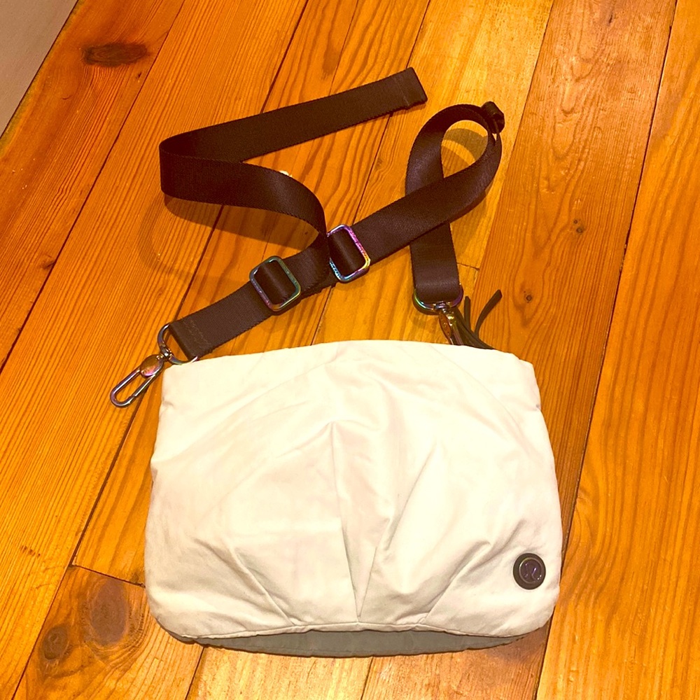 Lulu Lemon Festival Fanny Pack light blue